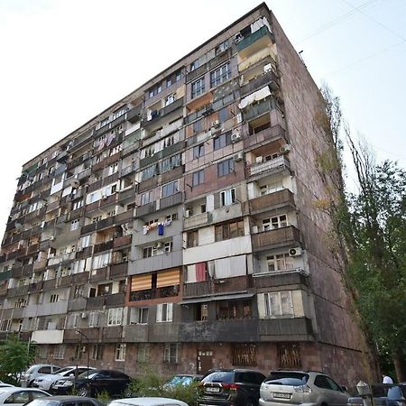 Apartments in center of Jerevan Buitenkant foto